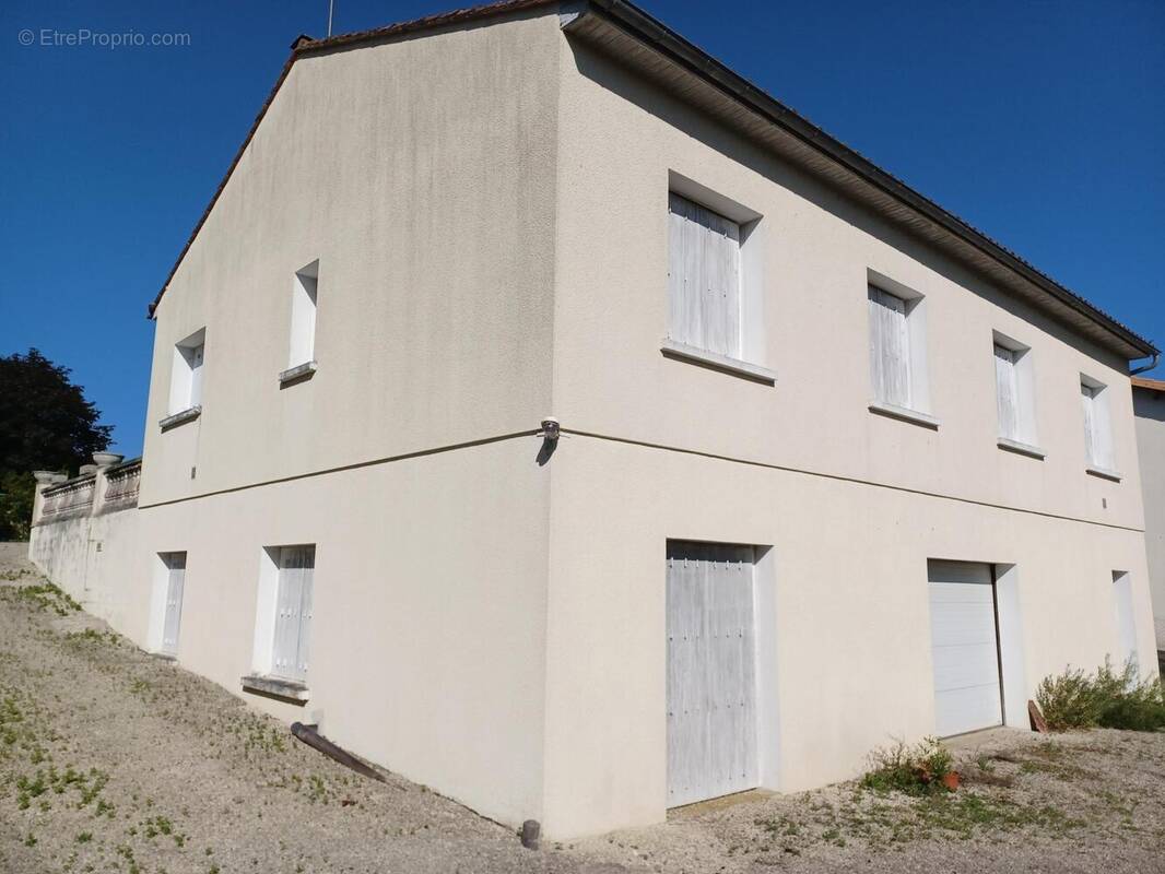 Photo 1 - Maison à AIGRE