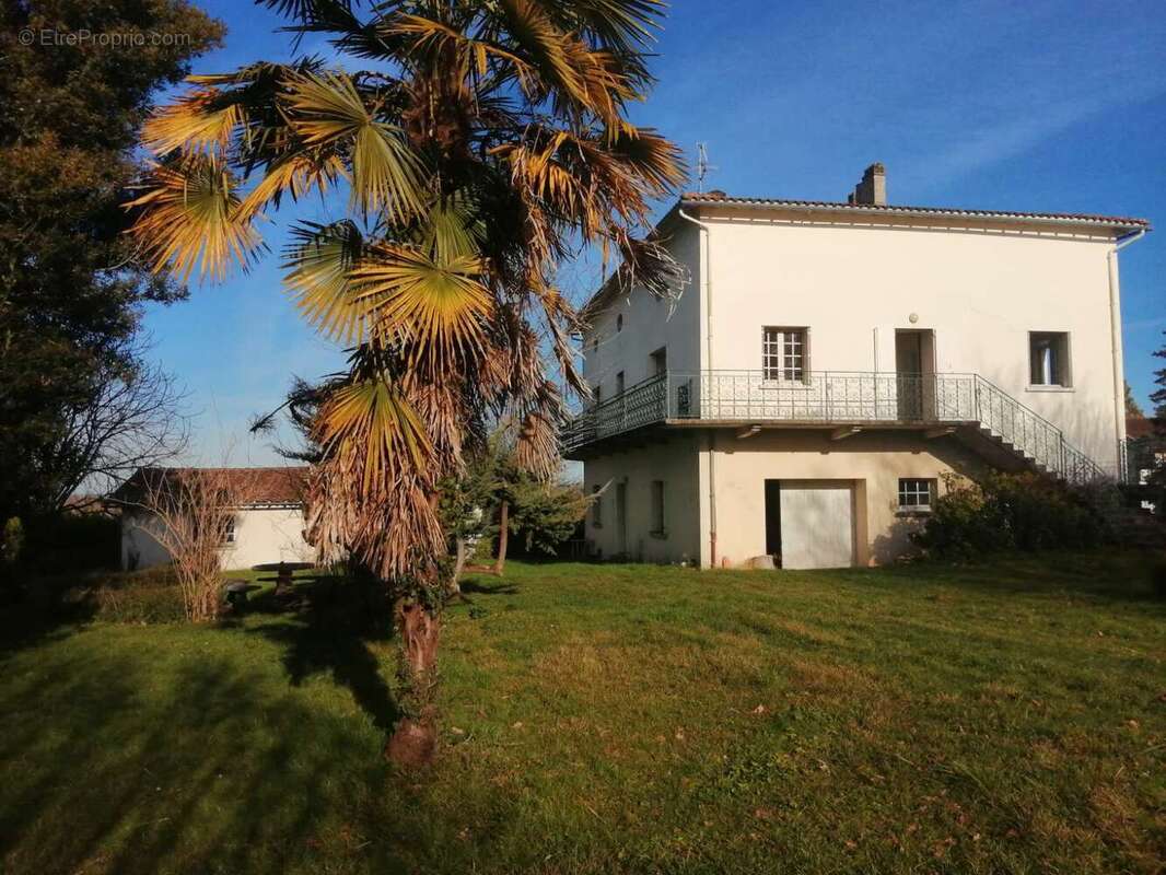 Maison à SAINT-PRIVAT-DES-PRES