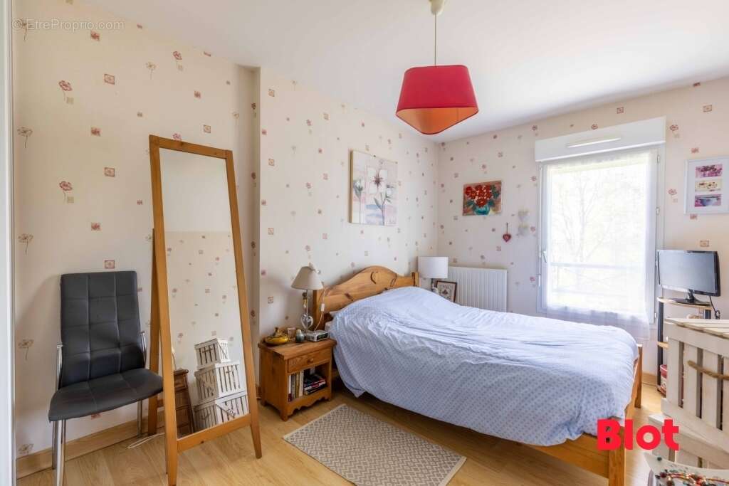 Appartement à THORIGNE-FOUILLARD