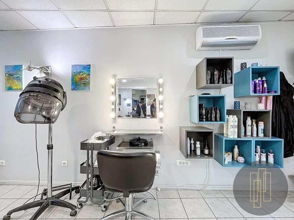 Commerce à VILLEFRANCHE-SUR-SAONE