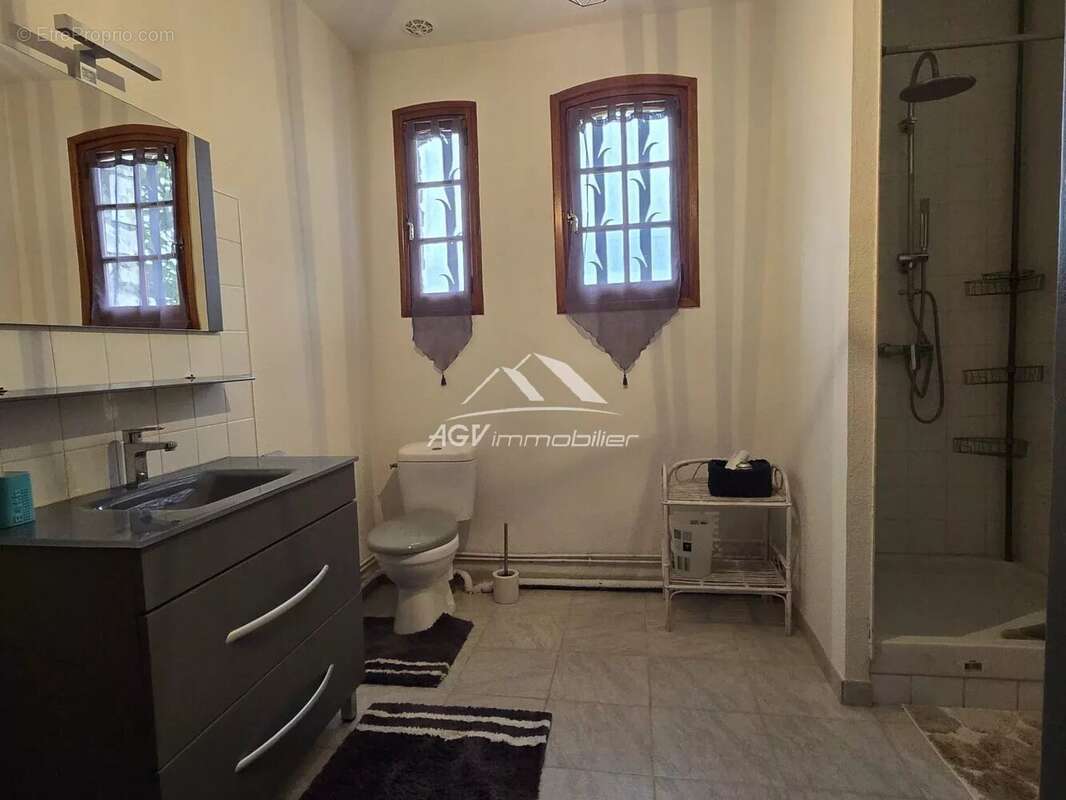 Maison à ALLEGRE-LES-FUMADES