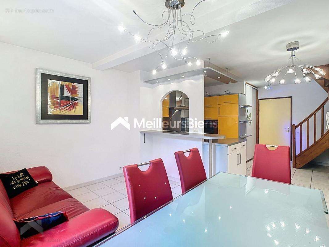 Appartement à SAINT-JEAN-DE-MAURIENNE