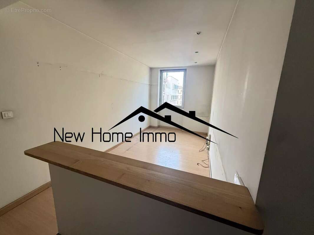 Appartement à MARSEILLE-6E