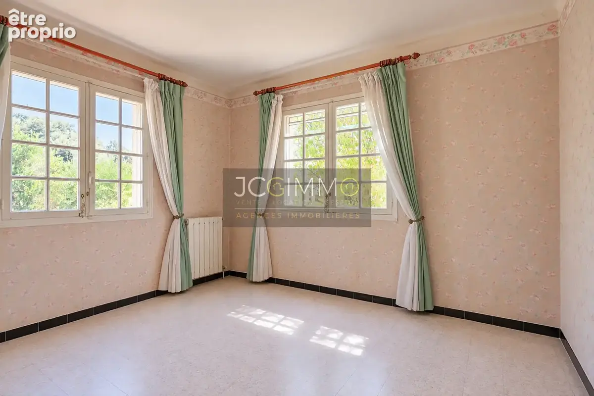Villa T4 avec 2 698m2 de terrain / Vue dominante - photo 12