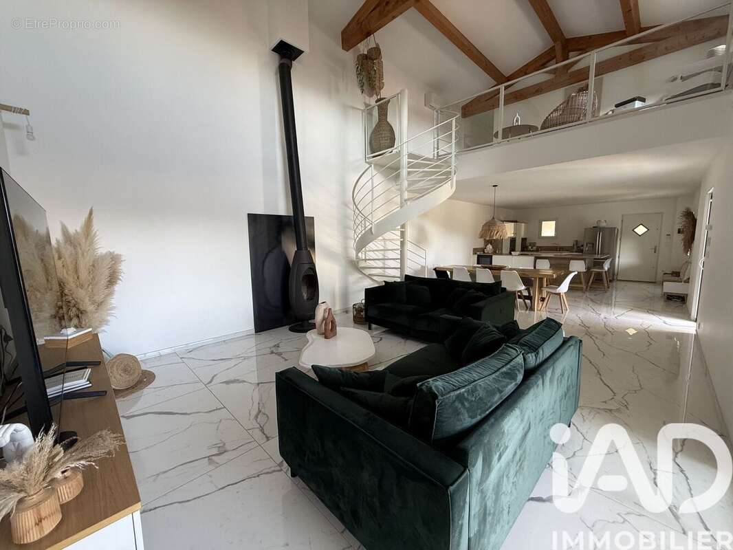 Photo 5 - Maison à CABRIERES