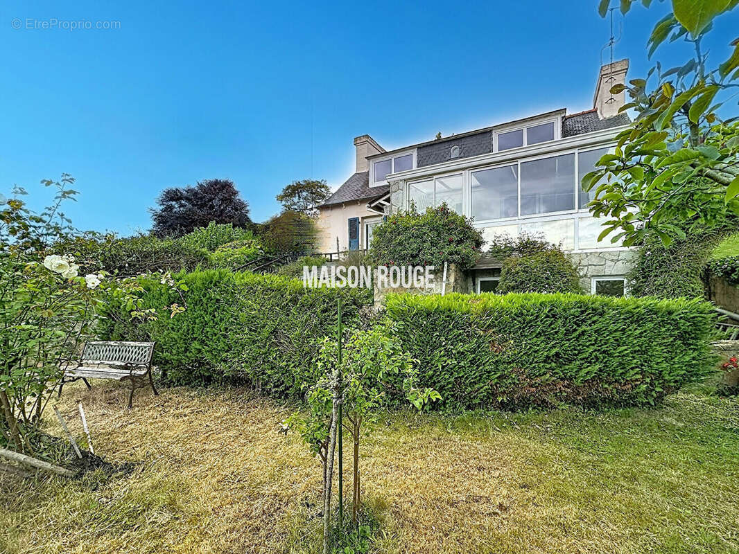 Maison à LEZARDRIEUX