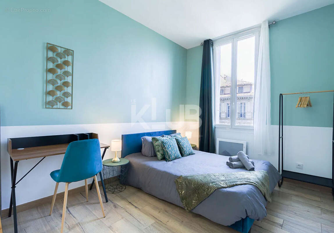 Appartement à MARSEILLE-1E