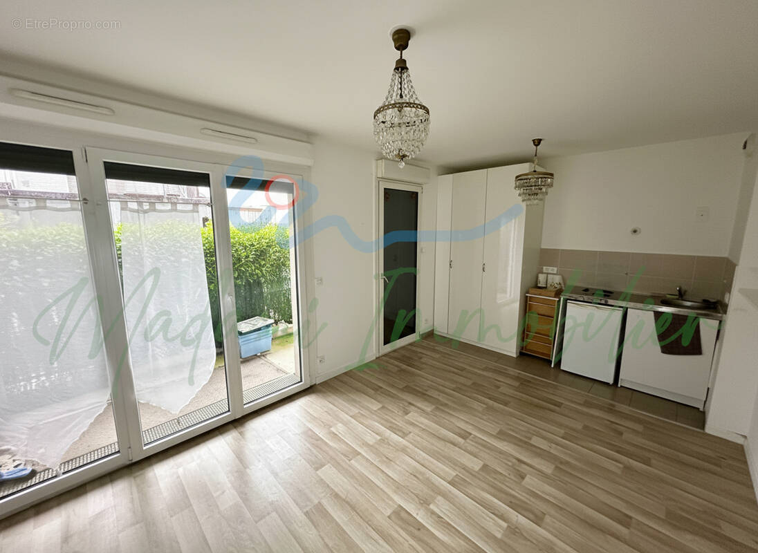 Appartement à ROSNY-SUR-SEINE