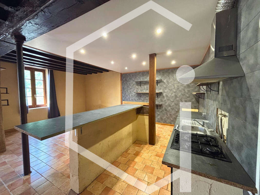 Ensemble immobilier de 3 logements avec potentiel locatif   Secteur touristique - photo 2