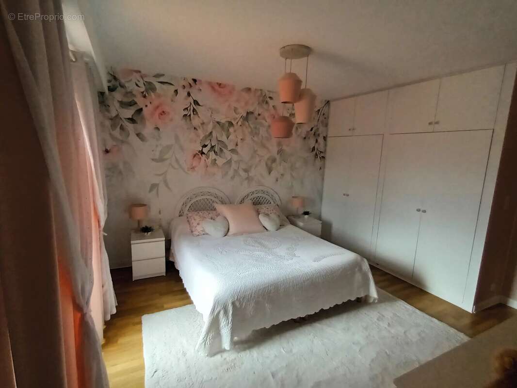 Appartement à MONTCEAU-LES-MINES