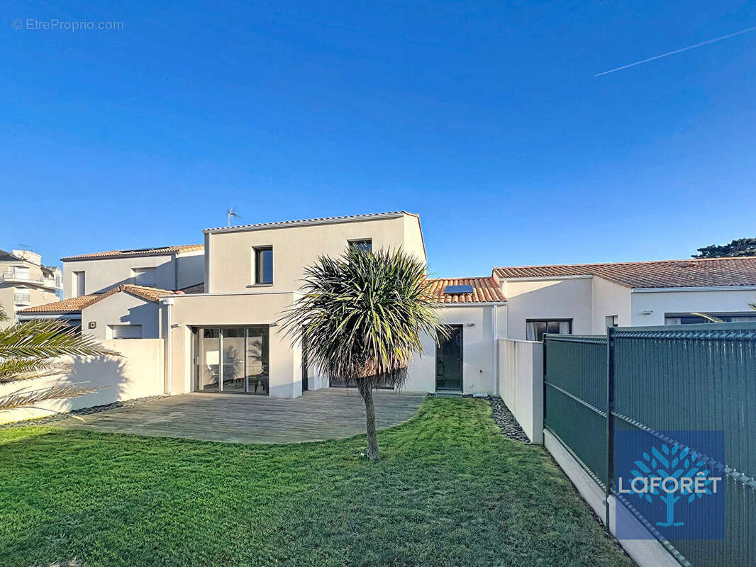 Maison à SAINT-HILAIRE-DE-RIEZ