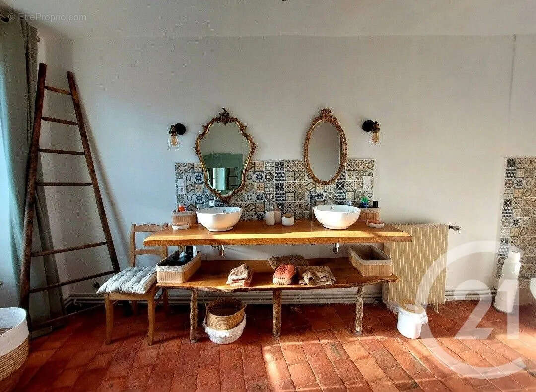 Maison 182 m² à Etais-La-Sauvin  - photo 6