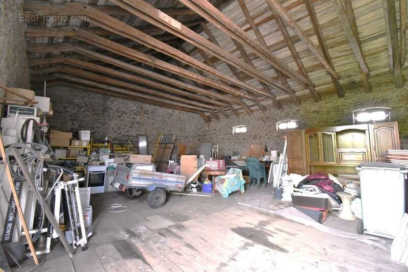 Commerce à SAINT-AGREVE