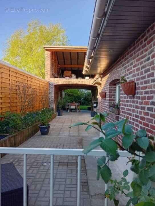 Maison à CAMPHIN-EN-CAREMBAULT