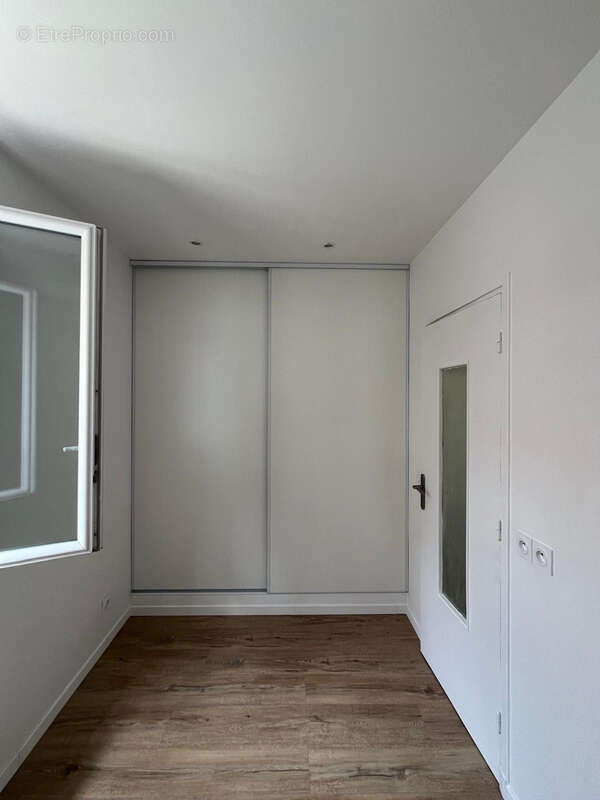 Appartement à GENNEVILLIERS