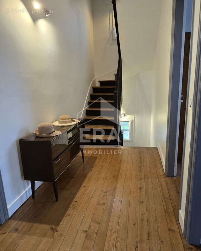 Maison à BELLEVILLE-SUR-MER