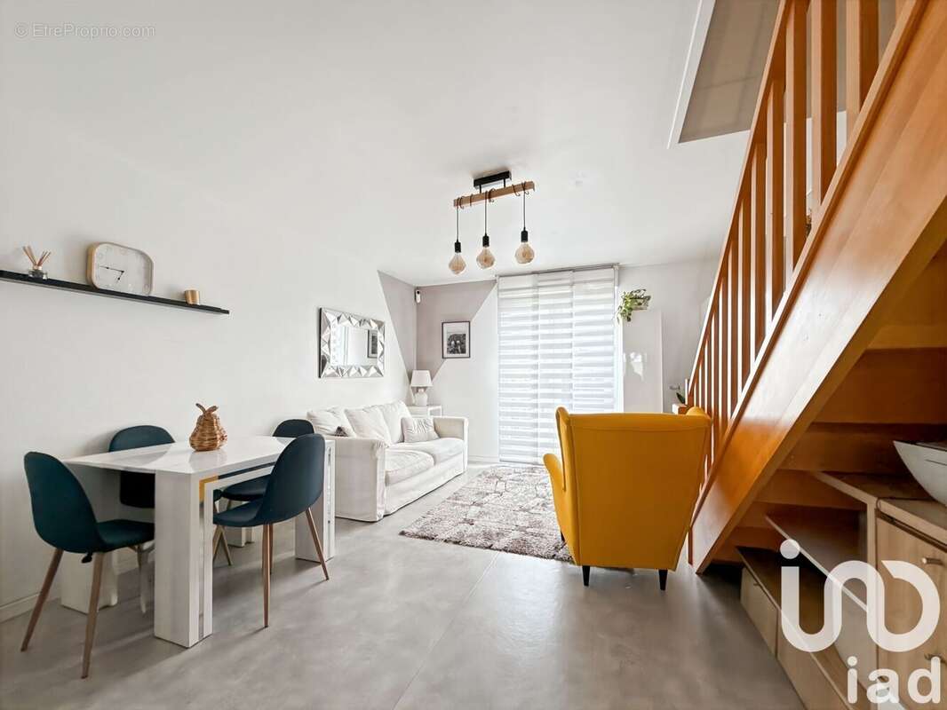 Photo 2 - Appartement à SANTENY