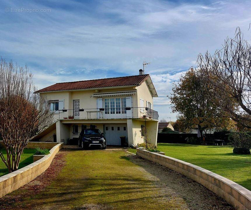 Maison à SAINT-GEORGES-DE-DIDONNE