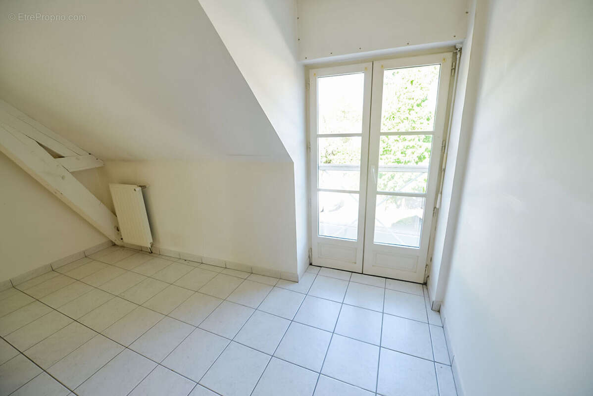Maison 2ch - jardin - 5 min murs erigne - photo 10