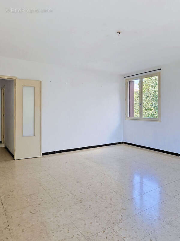 Appartement Nimes 4 pièce(s) 85.63 m2 - photo 15