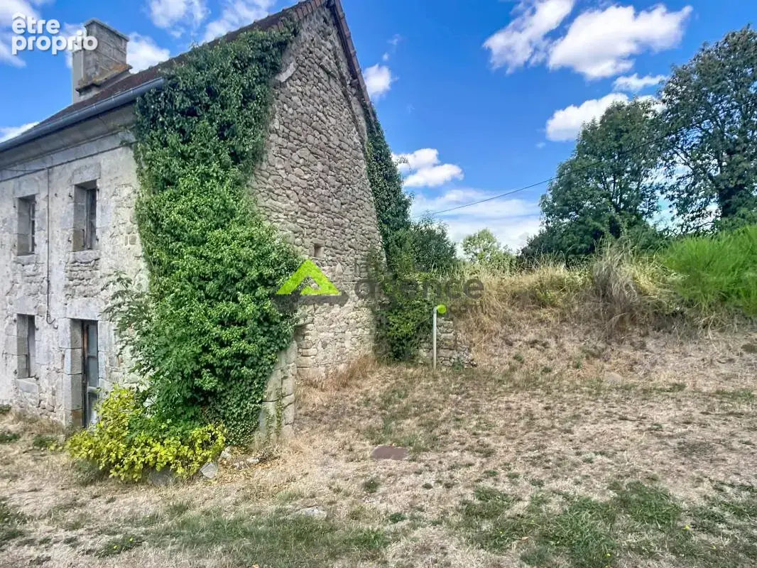 Maison en pierre à rénover entièrement   Terrain 440 m2   En - photo 3