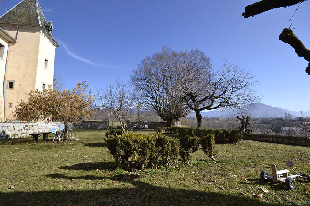 Appartement à PRINGY