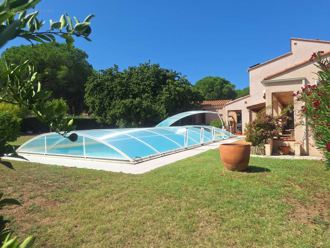 Maison à LAROQUE-DES-ALBERES