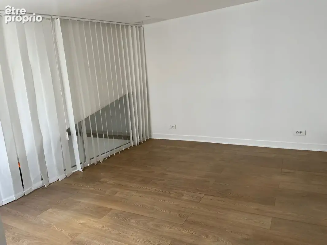 Duplex avec local commercial, Boulevard du Lycée à Vanves (92170). - photo 13