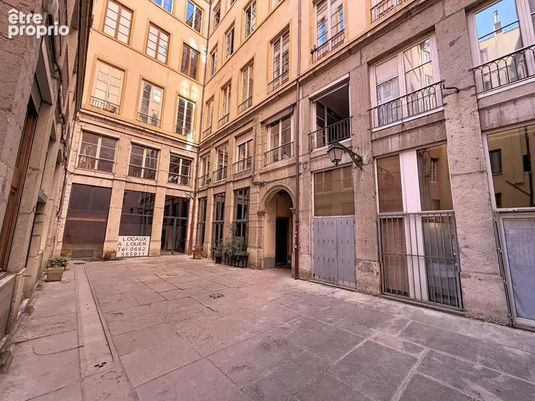 Studio de charme avec mezzanine proche de la place Sathonay - photo 11