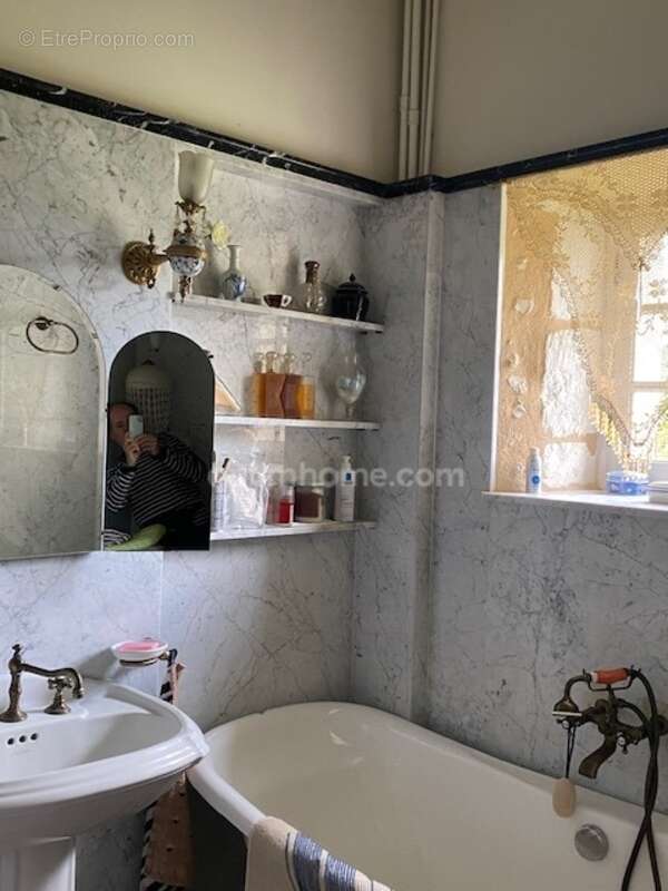 Maison à SAINT-ASTIER