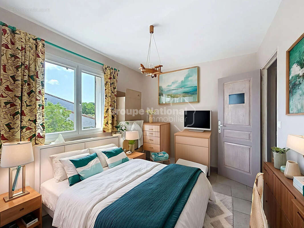 Maison à FONTVIEILLE