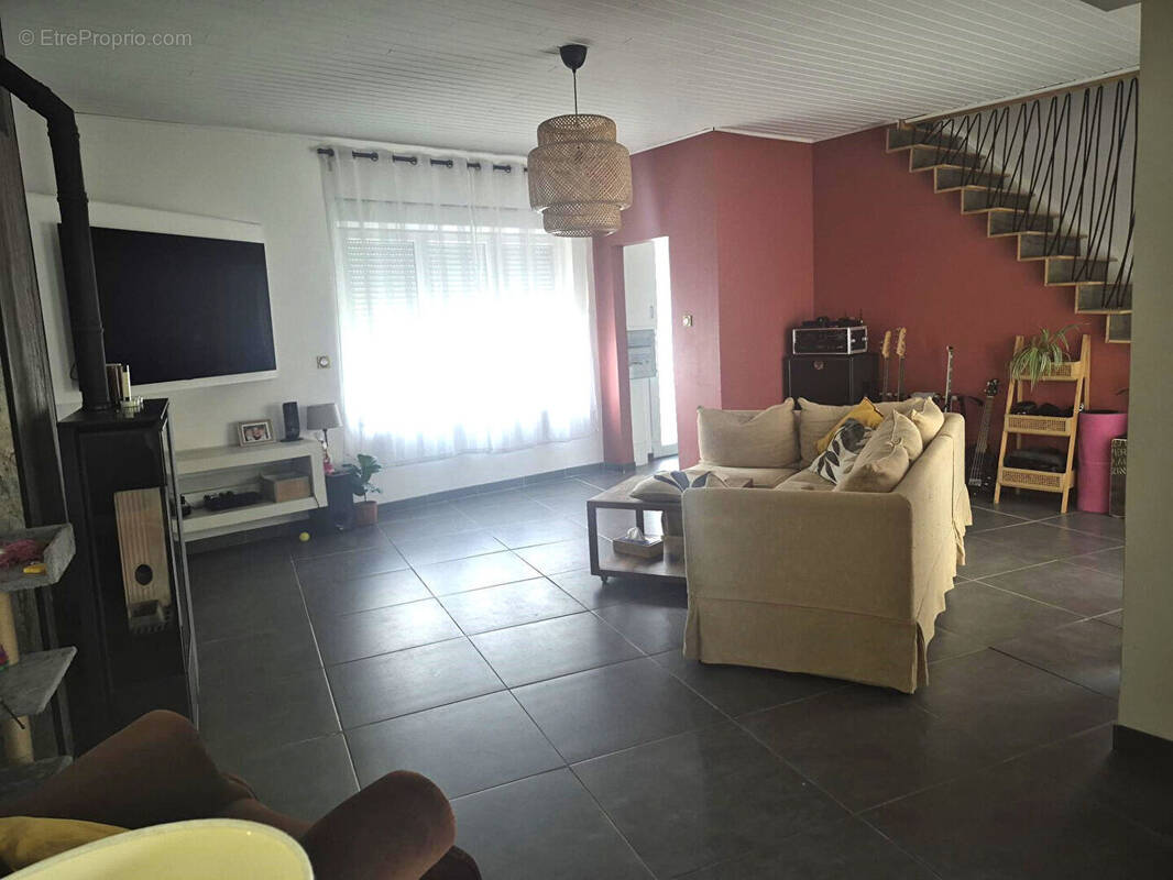 Maison à HENDECOURT-LES-CAGNICOURT