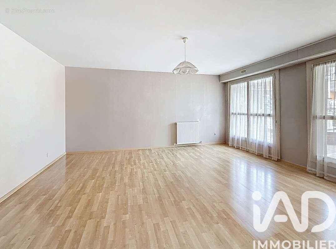 Photo 4 - Appartement à EVRY