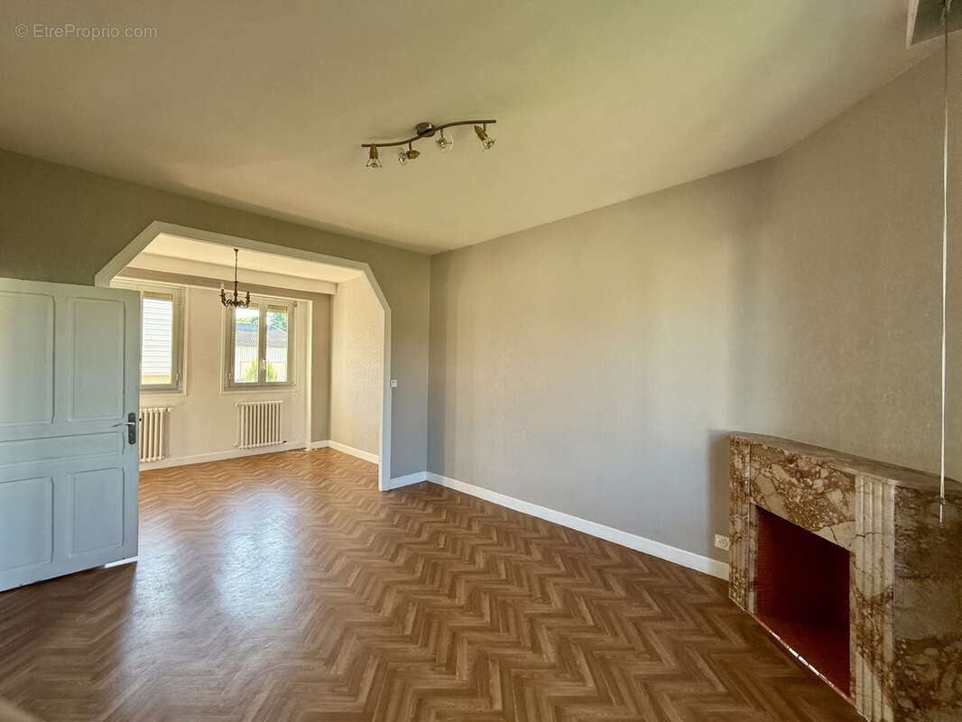 Maison à BRIVE-LA-GAILLARDE