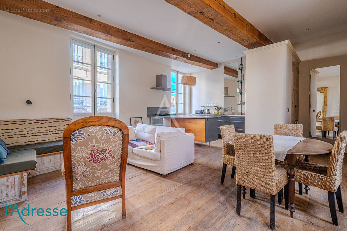 Appartement à BORDEAUX