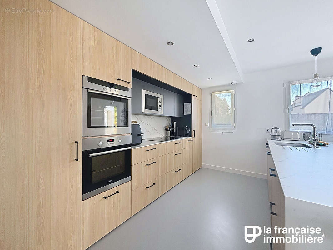 Maison à CHASNE-SUR-ILLET