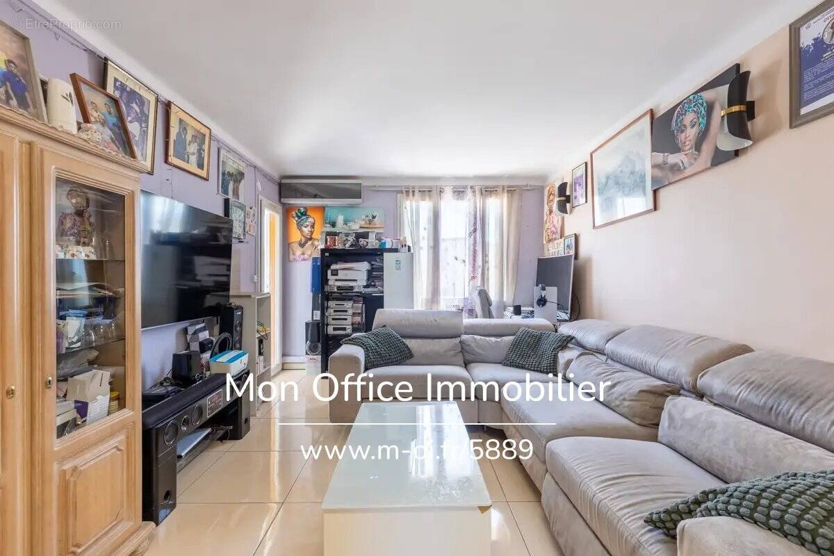 Appartement à MARSEILLE-9E