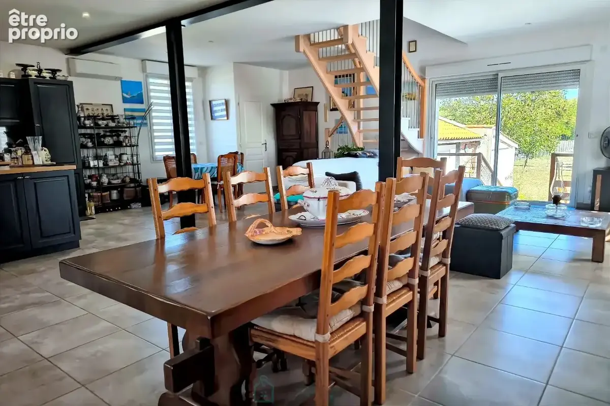 Maison entierement renovee en bord de dordogne - photo 4