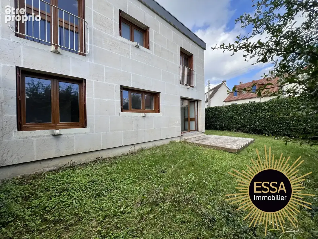 Maison 5 pièces 96 m² à vendre à Rocquencourt (78150) - photo 3