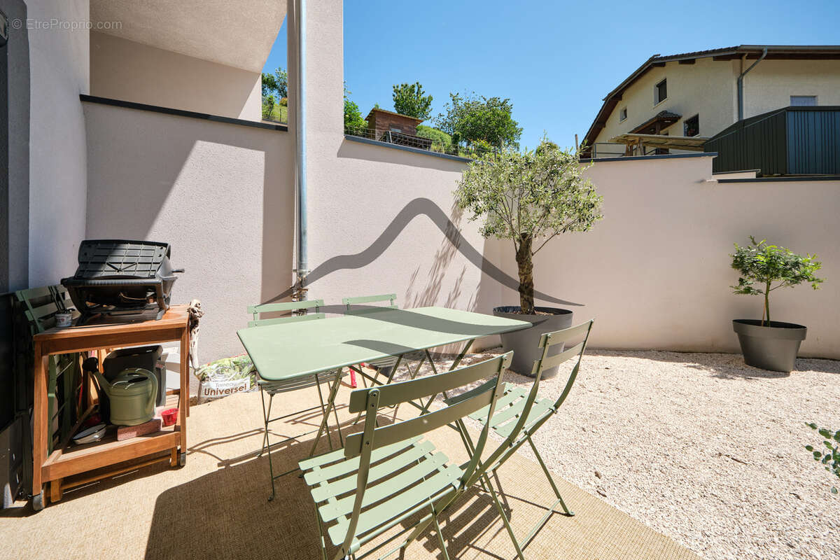 Appartement à LA MOTTE-SERVOLEX