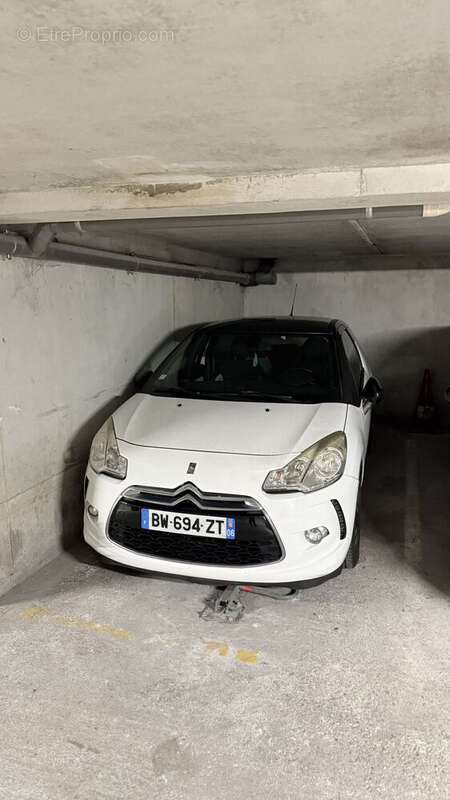 Photo 3 - Parking à NICE