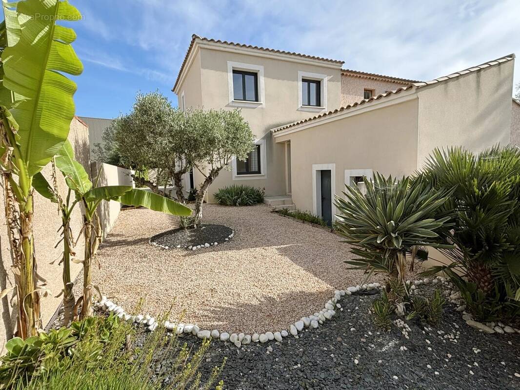 Maison à ARLES