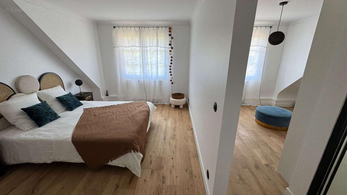 Maison à MONTMORENCY