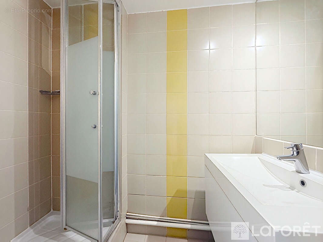 Appartement à PARIS-2E