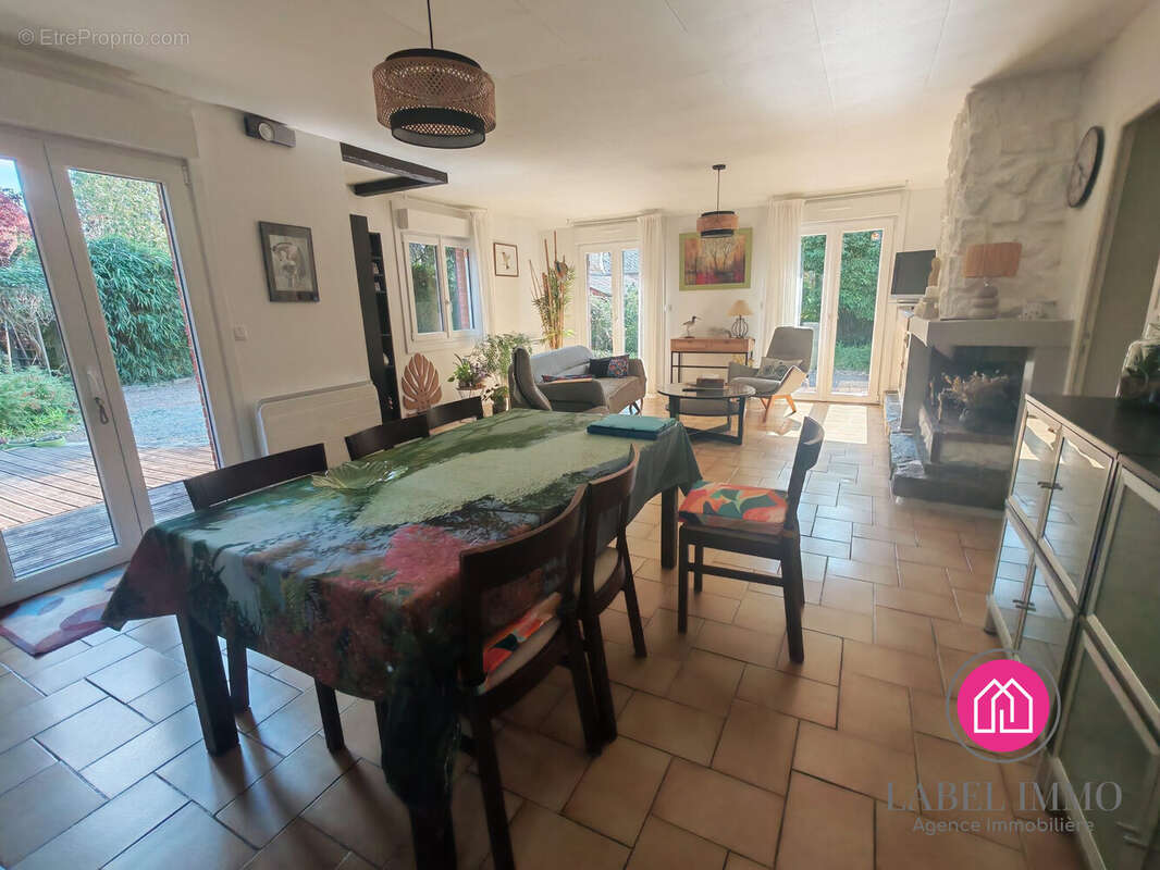 Maison 95 m² à Bruay-Sur-L'escaut  - photo 4