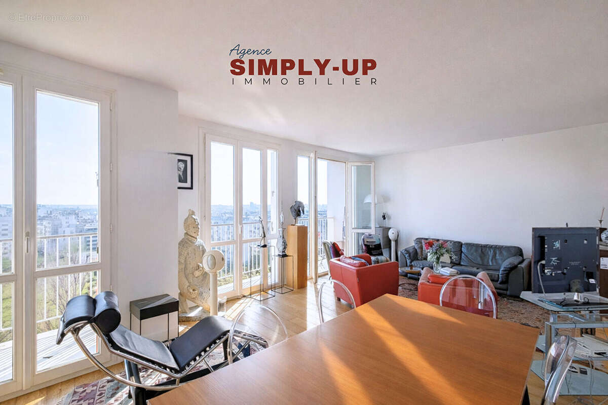 Appartement à PARIS-20E