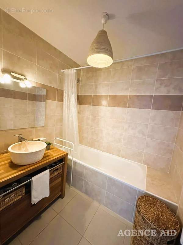 Maison à CUGES-LES-PINS