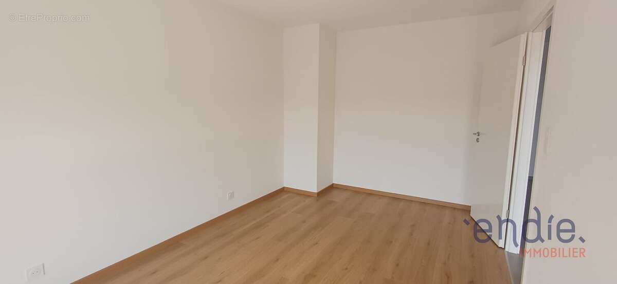 BARTENHEIM-LA-CHAUSSÉE  Magnifique appartement 5 pièces en attique avec terrasse de 27 m²  Disponible immédiatement - photo 14
