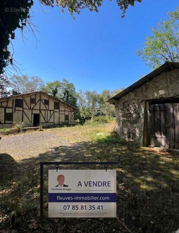 Maison à SEYRESSE