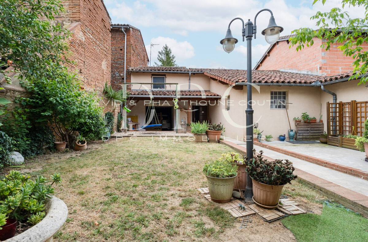 Maison à MONTESQUIEU-VOLVESTRE